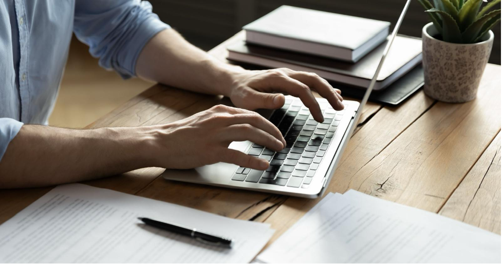 How to Write Engaging Blog Posts About Insurance: Tips from the Pros